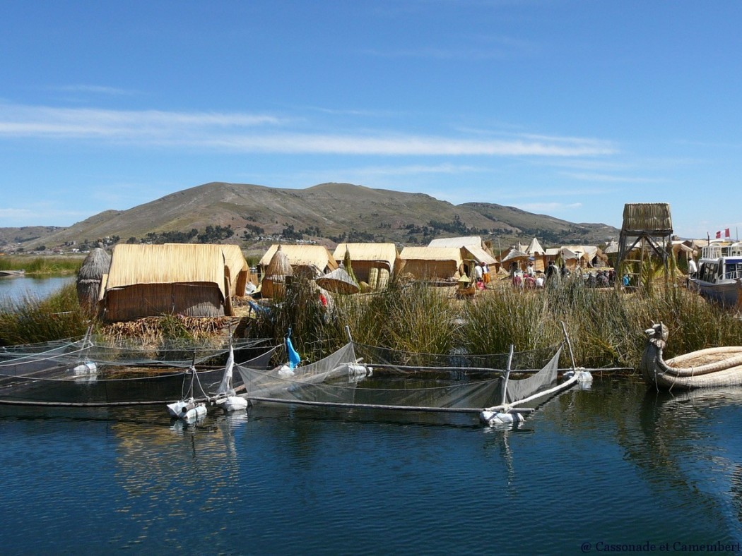 Filets pisciculture iles uros lac titicaca