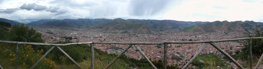 Vue panoramique Cuzco depuis Sacsayhuaman