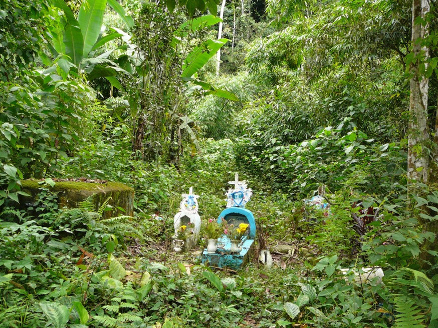 Comunidad nativa de Huacaria - Cimetière de Pilcopata