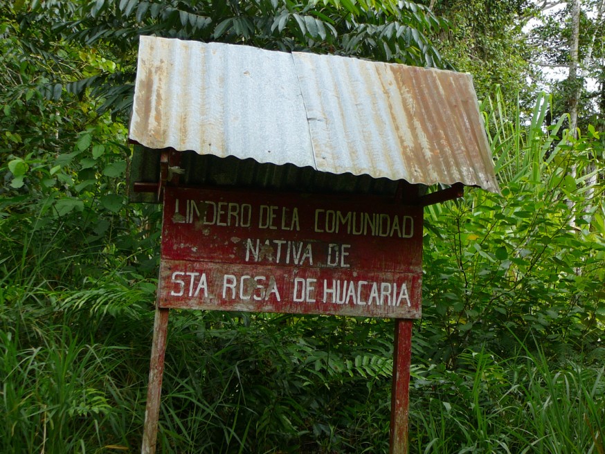 Comunidad nativa de Huacaria - Entree