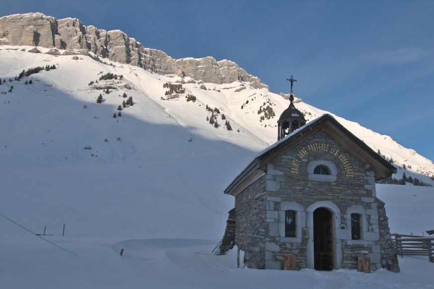Chapelle Ste-Anne du col des Aravis