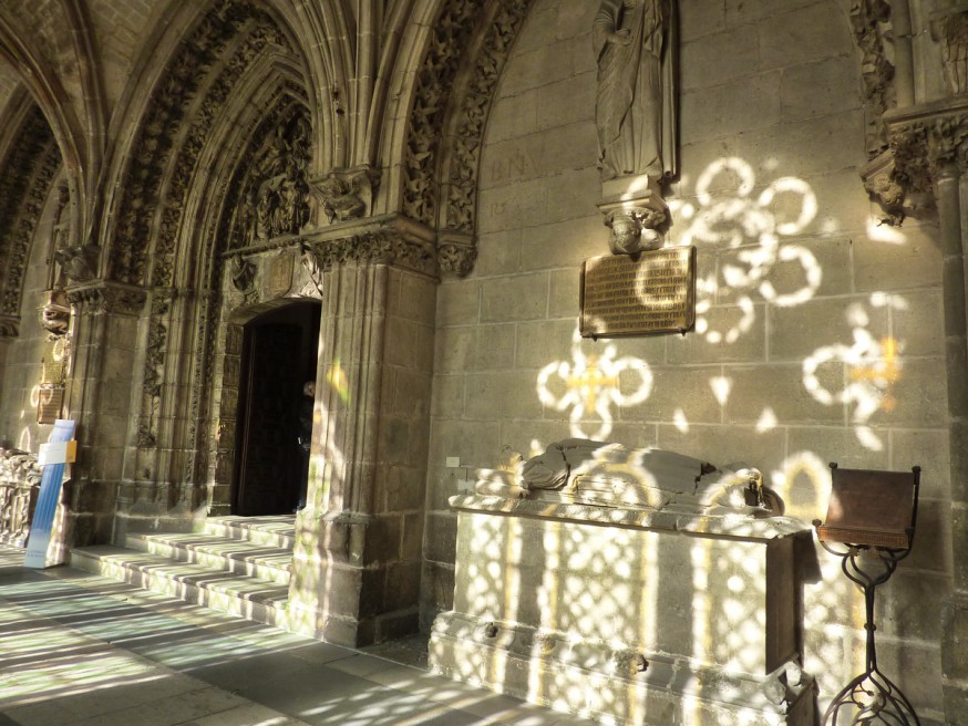 Gisant cloitre cathedrale de Burgos