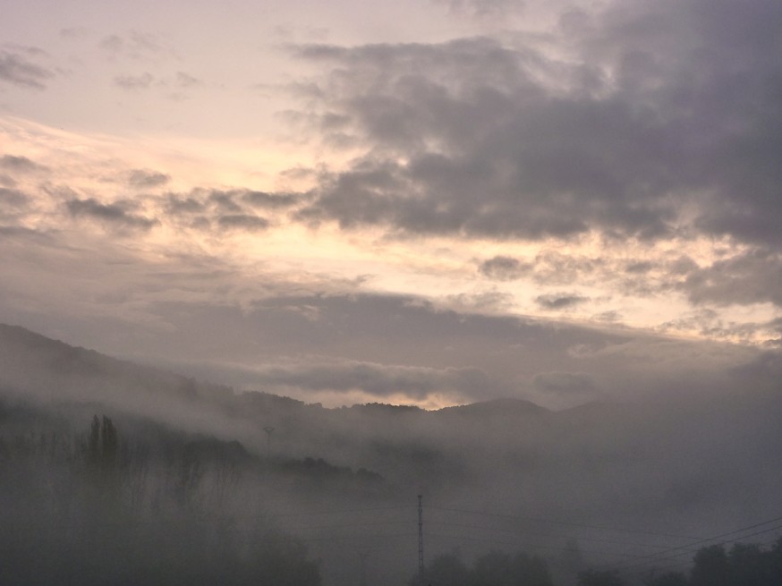 Lever de soleil compostelle pampelune