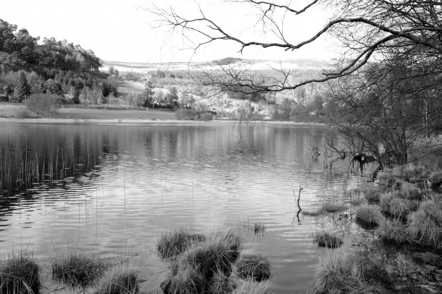 Lower Lake Glendalough en noir et blanc