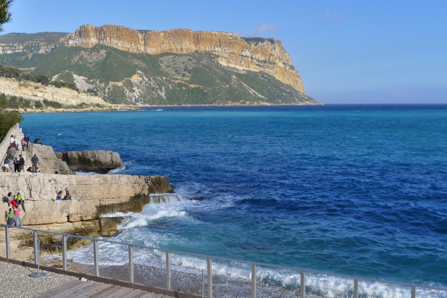 Plage de Cassis - Vue sur le Cap Canaille