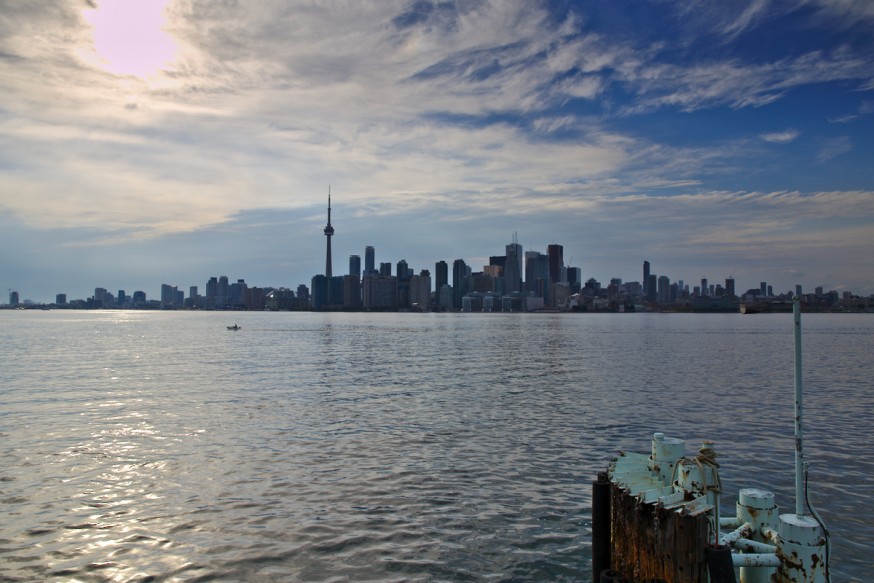 Vu sur Toronto depuis Ward Island - Iles de Toronto